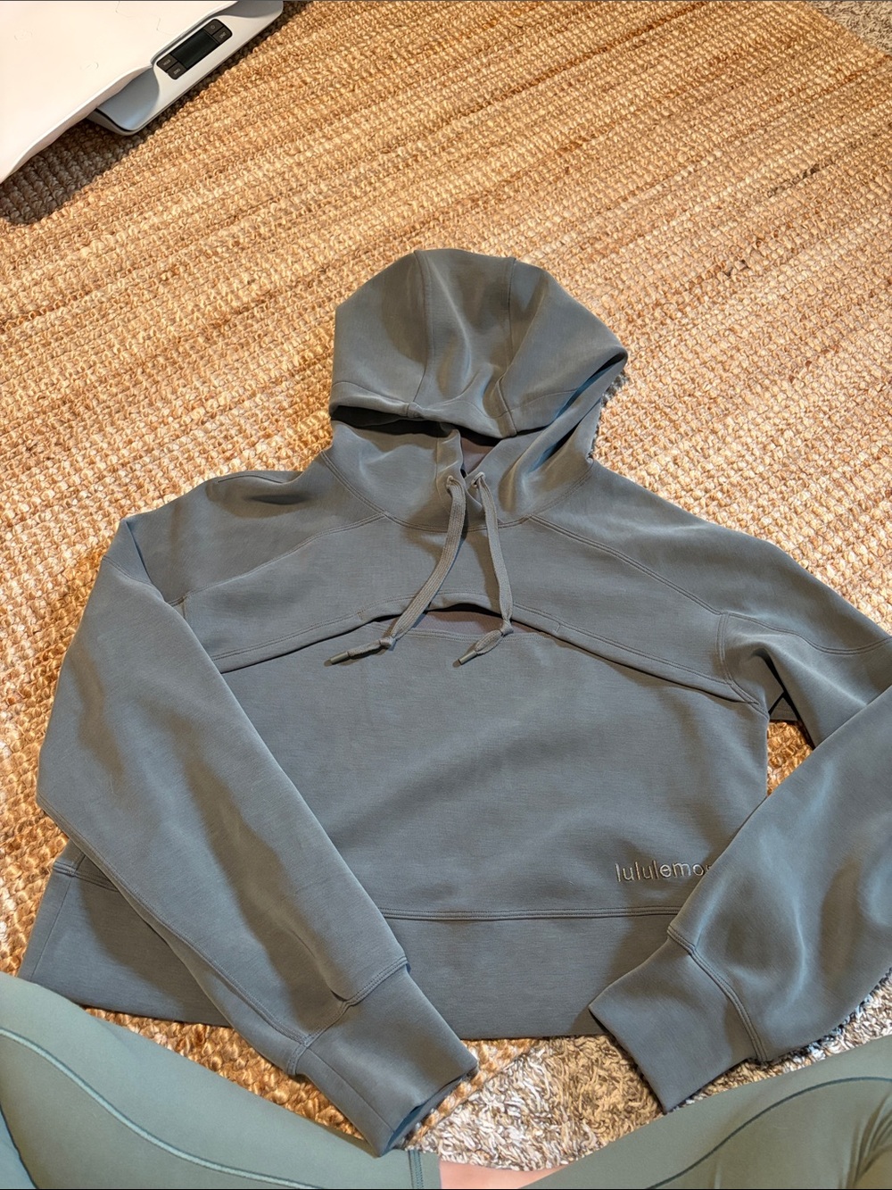 lululemon athletica Women’s Hooded Sweatshirt - Slate Gray/green